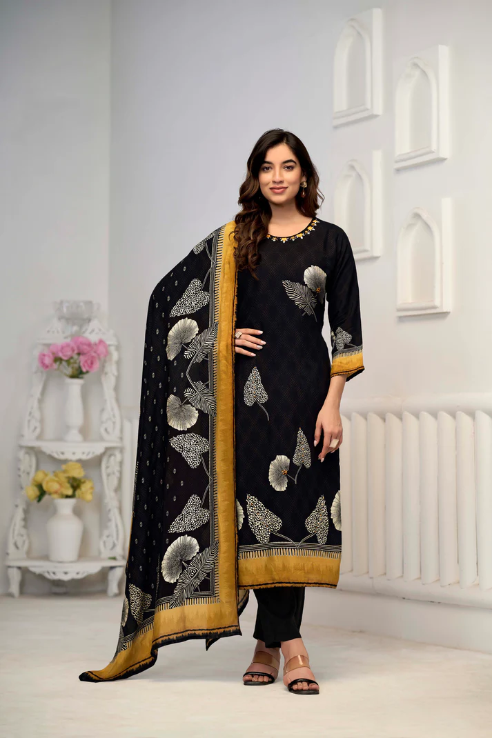Black Kurta Set with Neck Handwork Set of Kurti With Pant & Dupatta